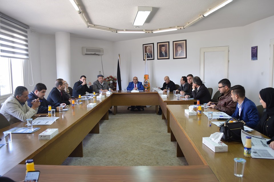 مجلس جامعة إربد الأهلية يلتقي لمناقشة