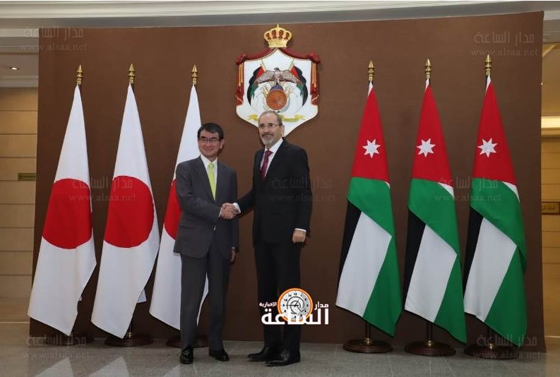 الصفدي يلتقي وزير الدفاع الياباني.. ماذا