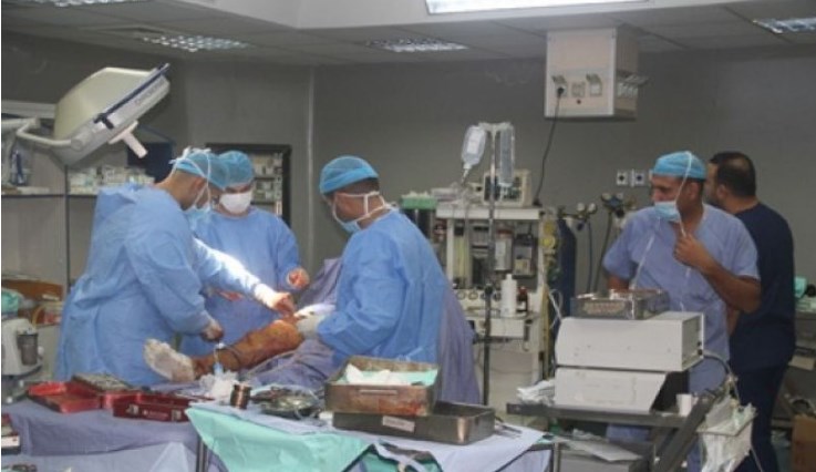 خلال عام.. طبيب أردني يجري 17