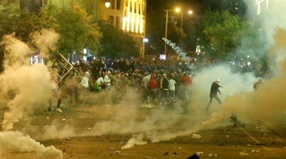 اشتباكات تهز بيروت لليلة ثانية وسط