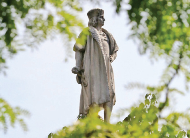 اختراع كريستوفر كولومبوس وتصنيع الشخصية الأميركية