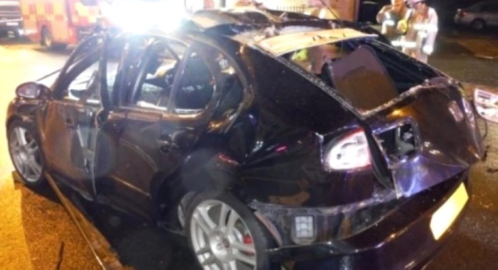 رش معطرا وأشعل سيجارة فانفجرت سيارته