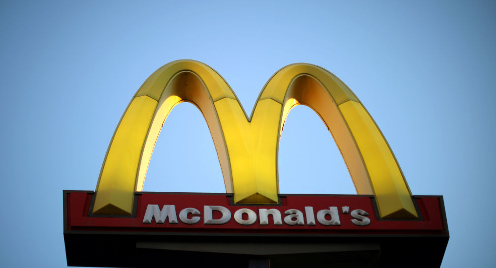 ماكدونالدز يغلق مطاعمه في بيرو