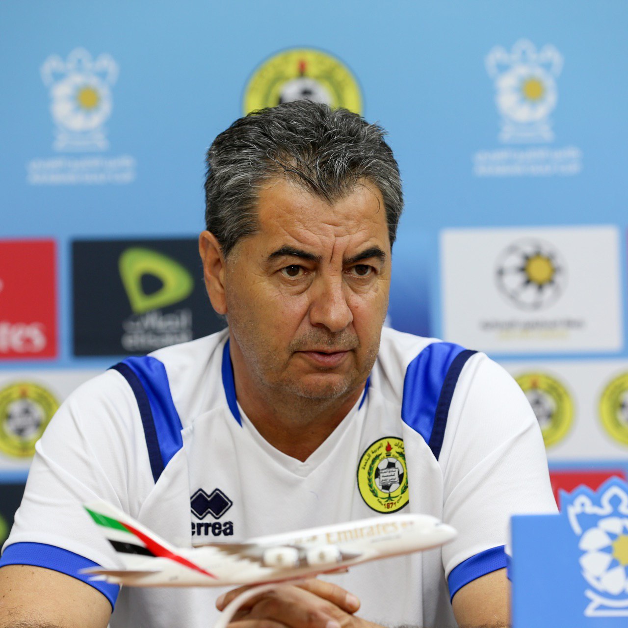 داسيلفا: لاعبو كلباء وقعوا في أخطأ