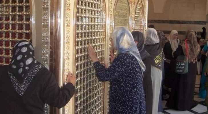 3371 زائرا لمقامات الصحابة بالمزار الجنوبي