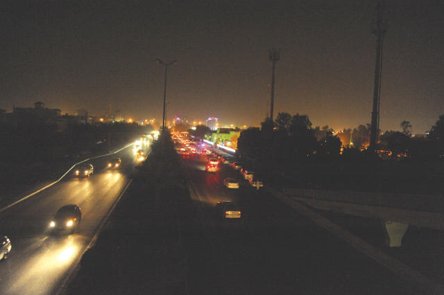 الكويت.. إعادة التيار الكهربائي بعد انقطاع