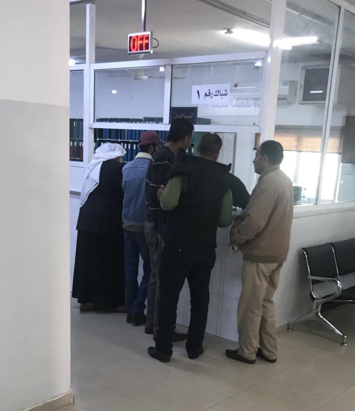 مواطنون يطالبون الحكومة إمهلهم ما بعد