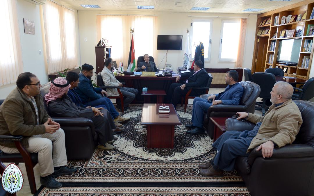 الحوراني يبحث سبل التعاون مع نقابة