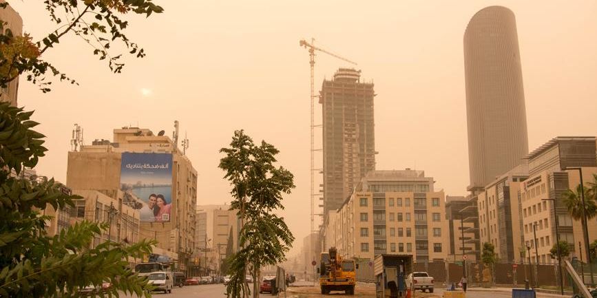 تحذيرات للأردنيين.. اشتداد الرياح والغبار