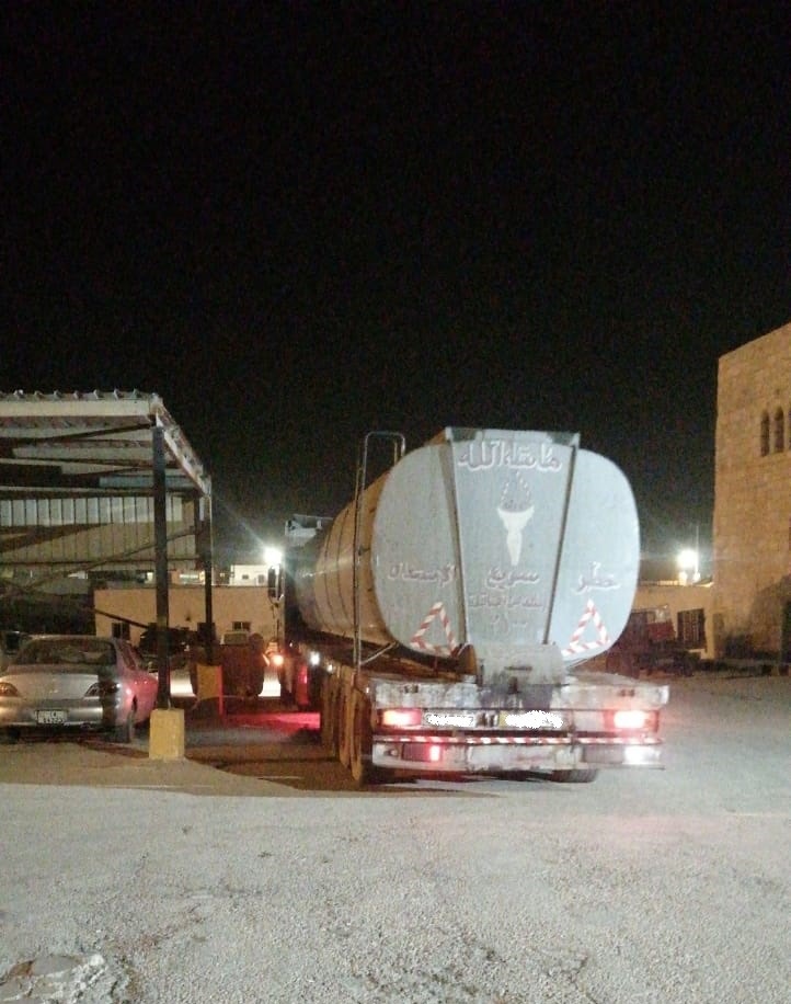 توقيف صاحب صهريج نفط محمل بالزيبار