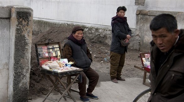 زعيم كوريا الشمالية يعترف بوضع اقتصادي