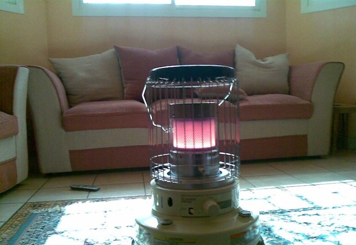 4 إصابات إثر استنشاق غازات ’مدفأة