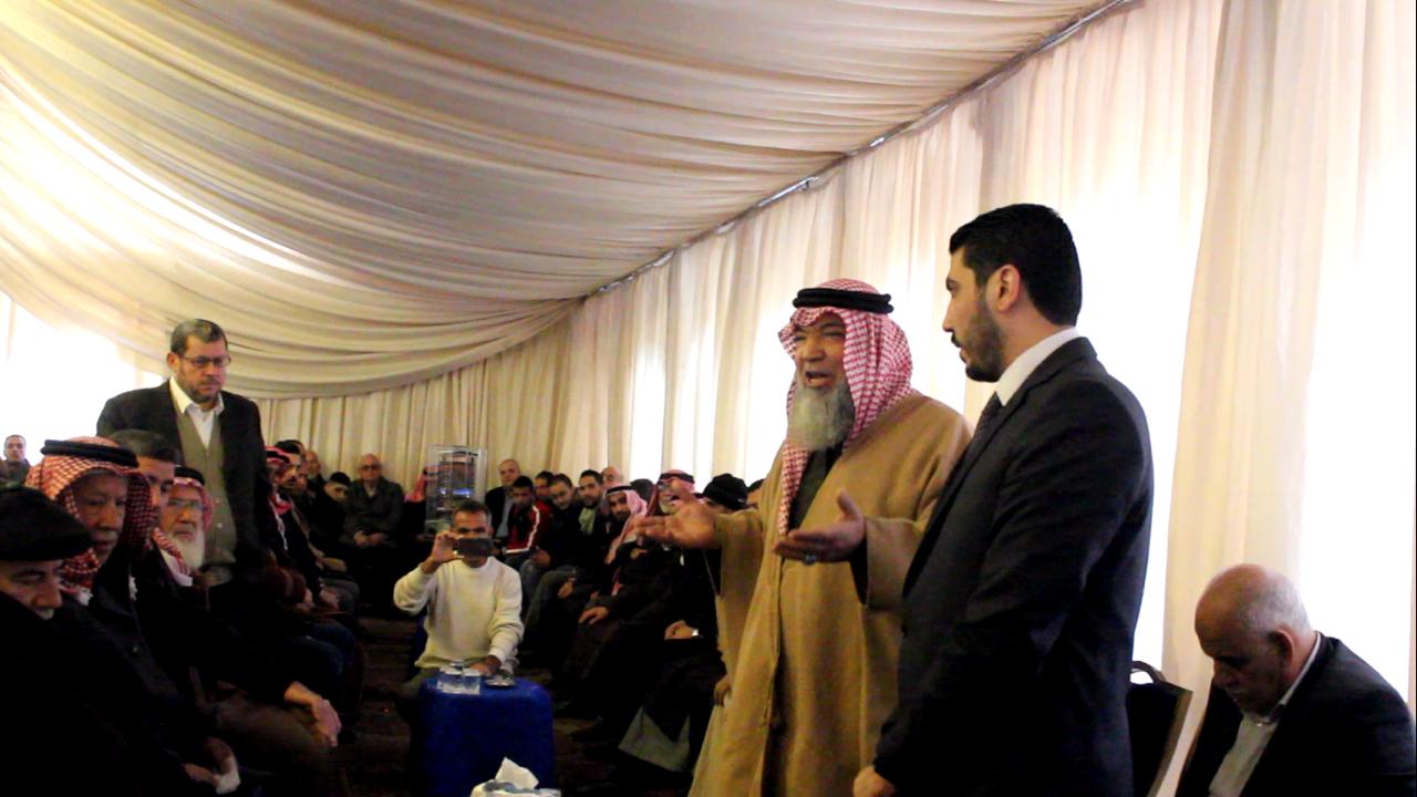 أبو شقرة و أبو حلاوة.. نسايب