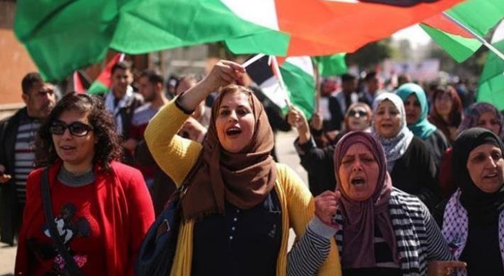 الفلسطينيون يتكاثرون حول العالم وتعدادهم يفوق
