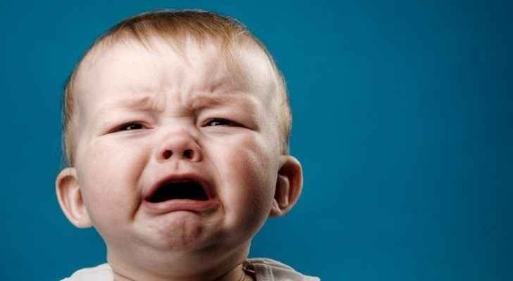 لماذا يبكي الطفل 3 ساعات يوميا؟