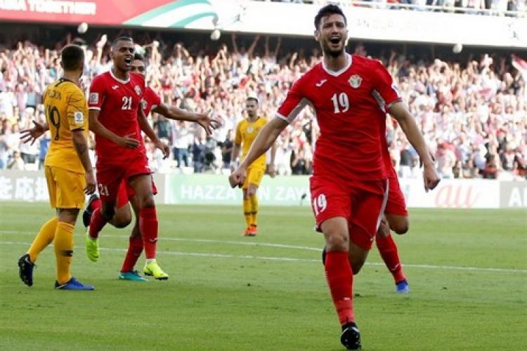 اللاعب الاردني انس بني ياسين يغادر