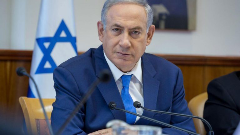 نتنياهو يستقيل رسميا من 3 وزارات