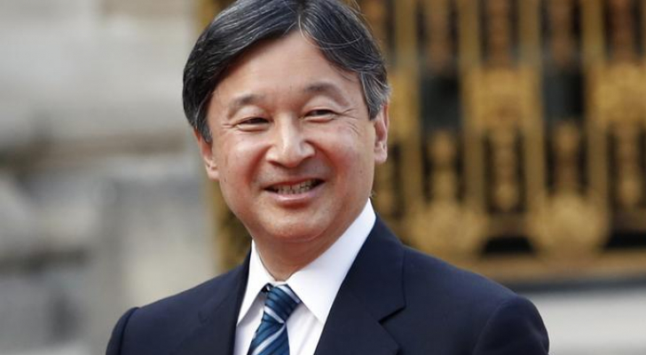 إمبراطور اليابان يتمنى عاما من دون