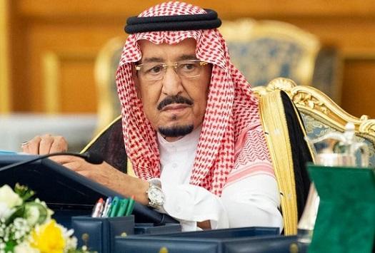 الملك سلمان يدعو إلى قمة عاجلة