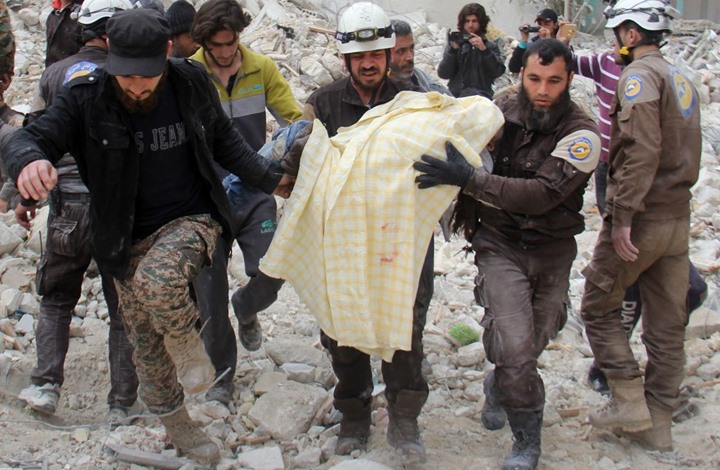 عشرات القتلى والجرحى من المدنيين بغازات