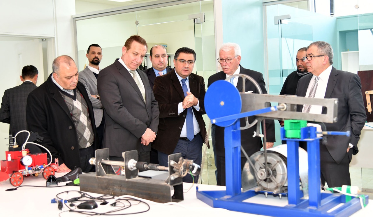 توق يرعى يوم التميز لكلية التمريض