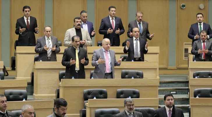 النواب يقرأون الفاتحة على روح العالم