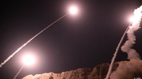 دول وشركات طيران تحذر من السفر