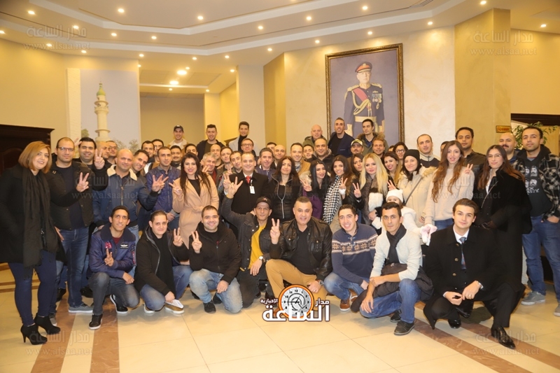 المضيفون الجويون يجتمعون (صور)