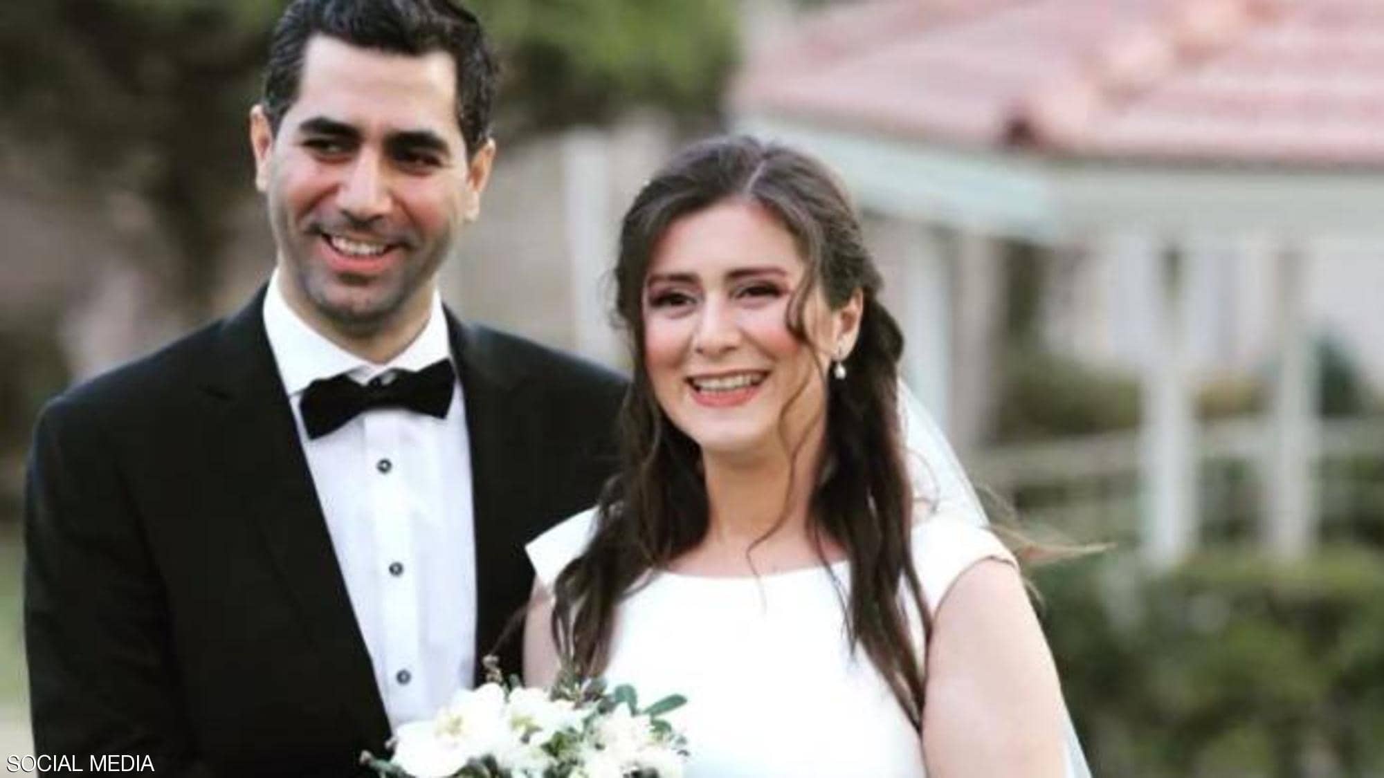 تزوجوا قبل أيام.. وقتلوا في الطائرة