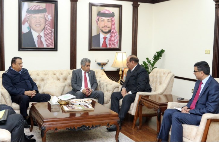 ماذا جرى خلال لقاء حماد وكومان