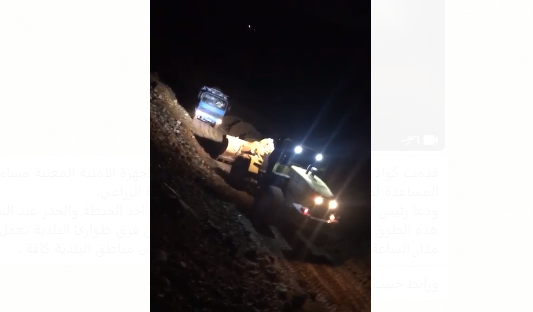 مساعدة مواطنين علقت الياتهم في الهاشمية