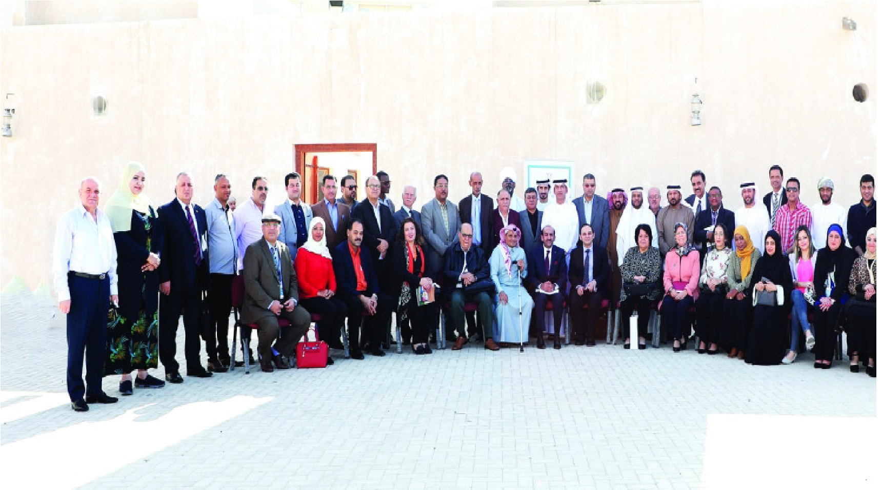 علاقة الشعر القديم بالحديث.. أوراق تنشد