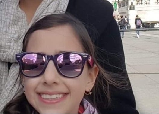 مأساة أب قضت طفلته في حادث