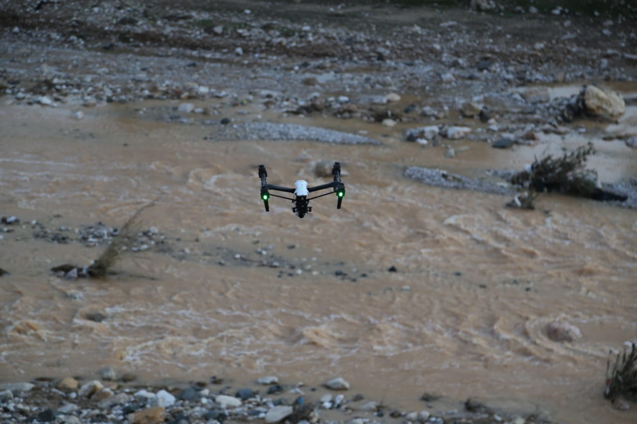 طائرات مسيرة للبحث عن الشاب الذي