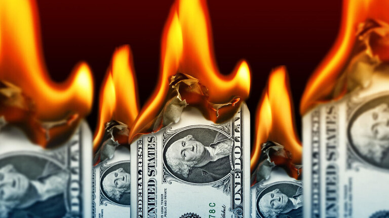 لبنان.. الليرة تتراجع أمام الدولار إلى