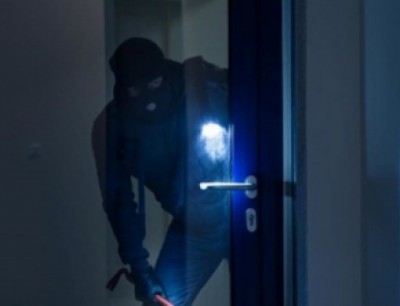 ماذا يفعل السارق إذا مات المسروق