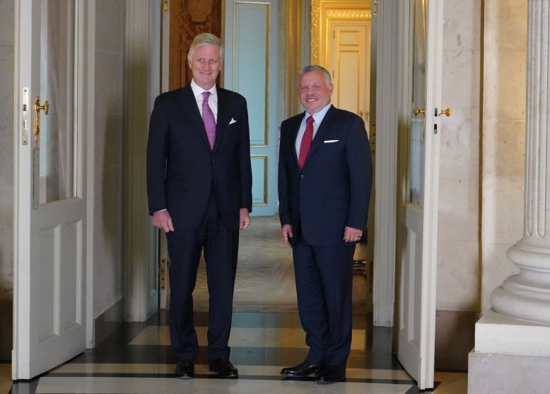 الملك يعقد لقاء مع ملك بلجيكا