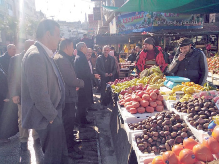 عجلون: البلدية تتوعد أصحاب البسطات بإجراءات