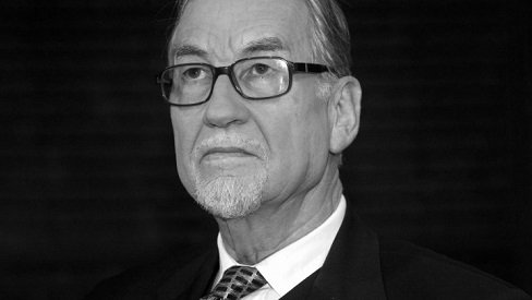 مراد هوفمان .. وداعا سفير الإسلام