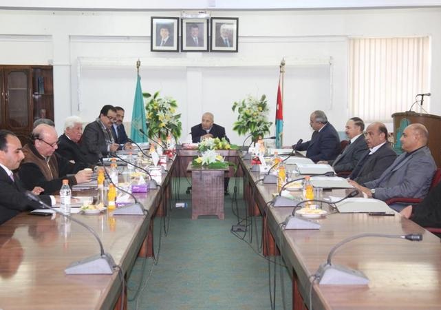 قرار لإستحداث كلية طب في آل