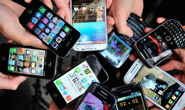 تراجع عدد المشتركين في خدمات الهاتف