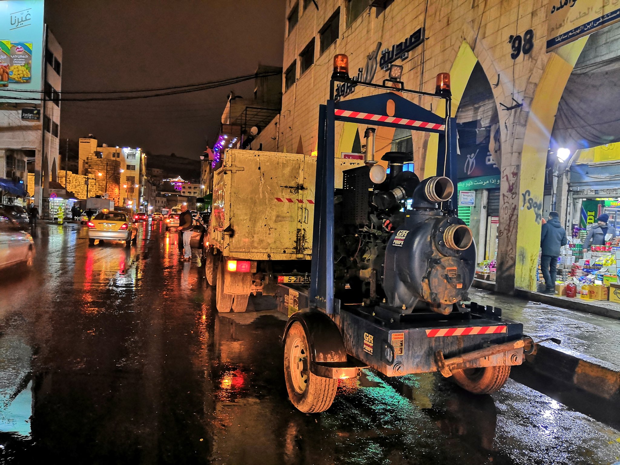 الأمانة تدعو التجار لتفقد المضخة الغاطسة