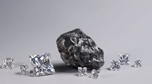 ألماسة بحجم كرة التنس تخطف الأنظار