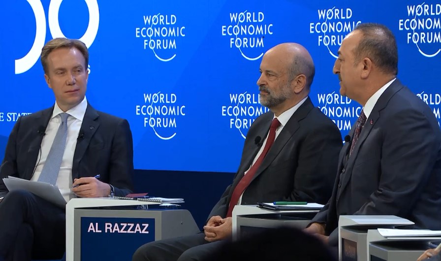 الرزاز: الأردن شكل مثالا للصمود الاقتصادي