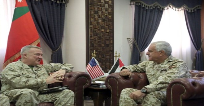 الحنيطي يستقبل قائد القيادة المركزية الأمريكية