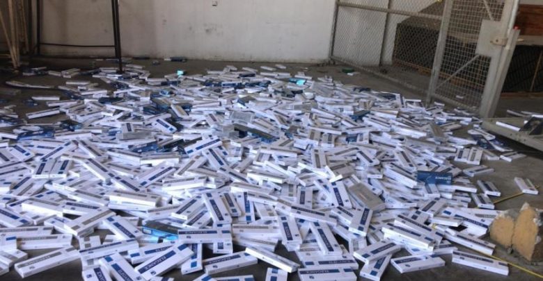 احباط تهريب 14350 كروز دخان في