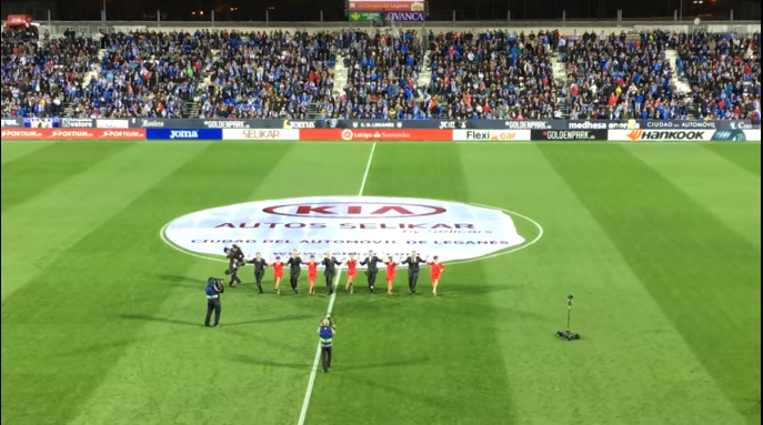 شاهد.. دبكة أردنية قبيل لقاء ريال