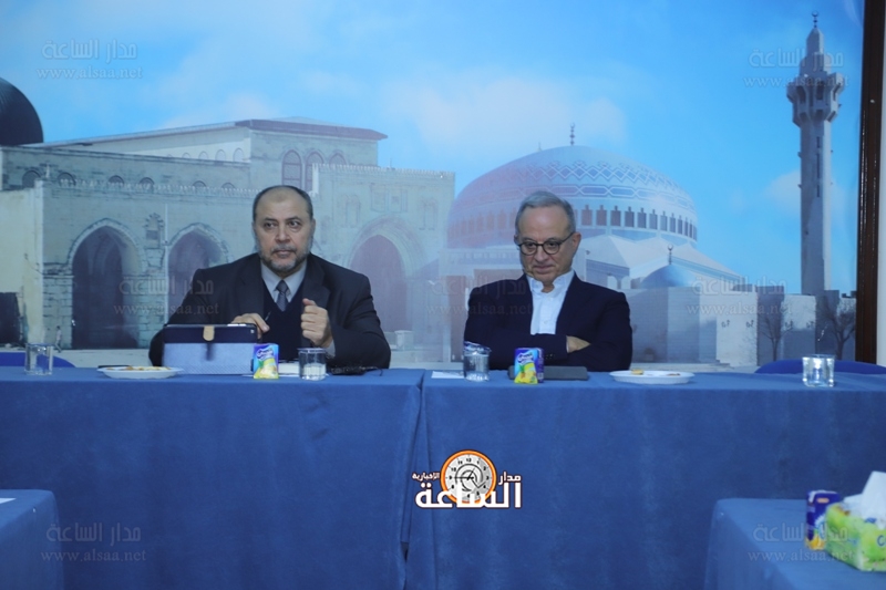 حوارات جرت بين الاخوان والتيار المدني..