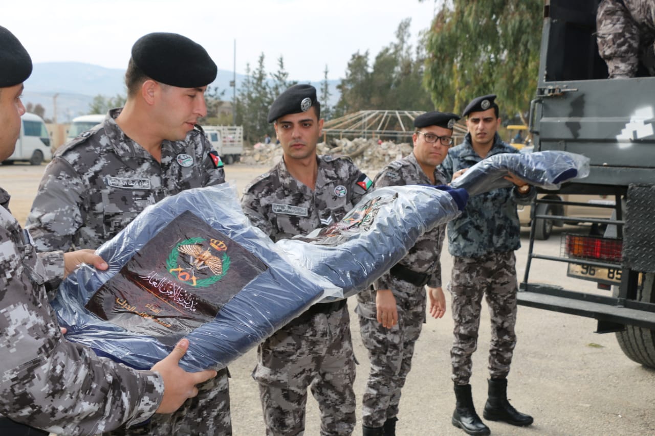 قوات الدرك تنفذ حملة لتوزيع المساعدات