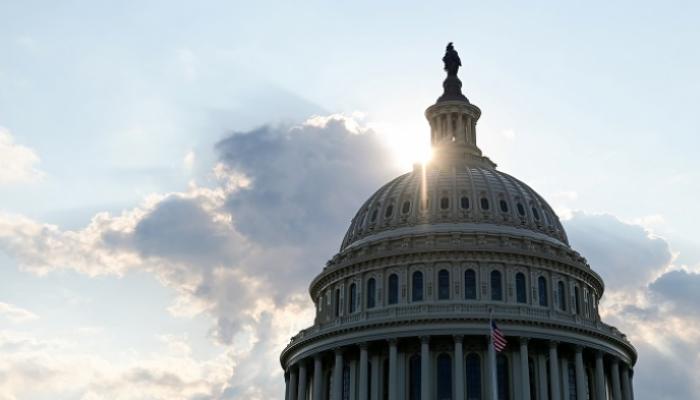 عجز الميزانية الأمريكية يتجاوز تريليون دولار